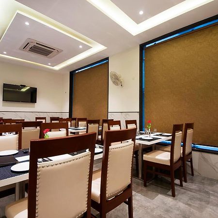 Hotel Z Suite-Near Delhi Airport New Delhi Bagian luar foto
