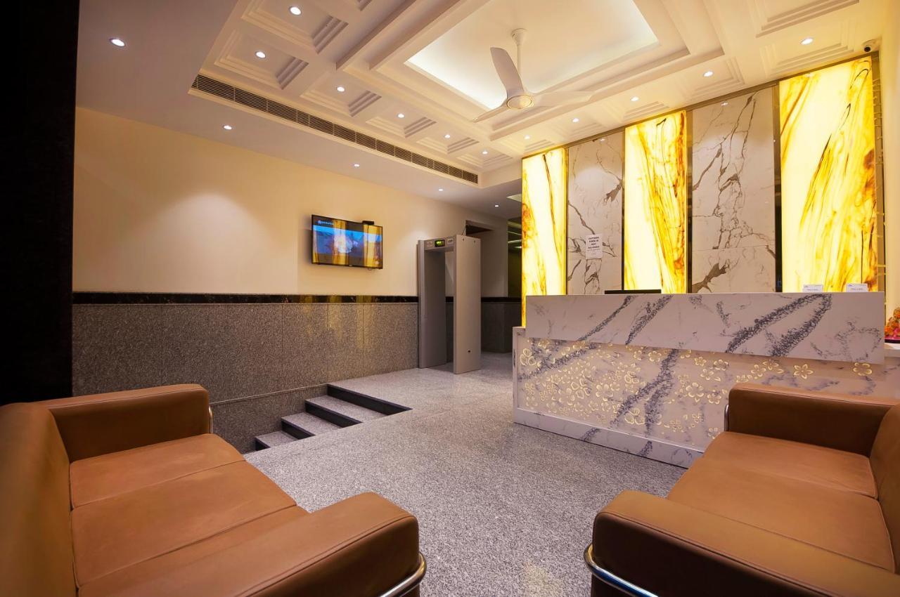 Hotel Z Suite-Near Delhi Airport New Delhi Bagian luar foto